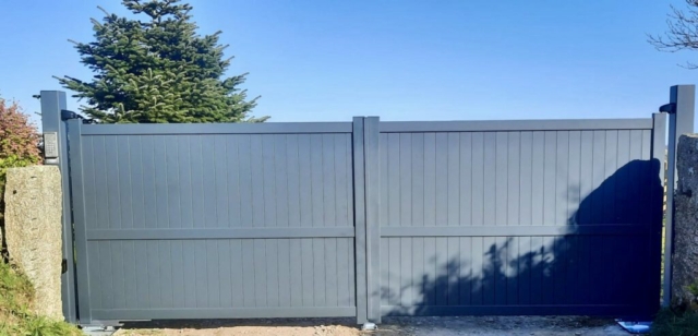 Aluminium Gates Anthracite Grey Aluminium Gates with Came Frog Automation