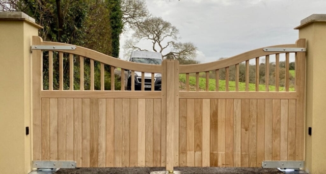 Bespoke Oak Gates Cornwall, South West Automation Systems