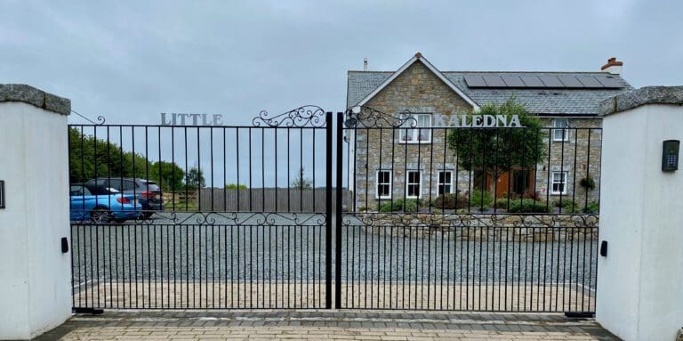 “Seaton” design bespoke gates and automation