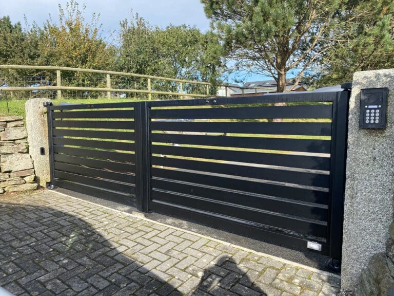 Avea Aluminium Gates St Agnes