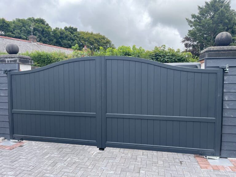 “Limnos” design Aluminium Gates Scorrier